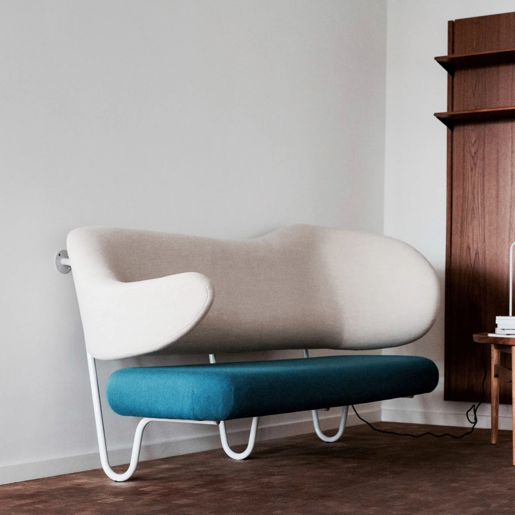 The Wall Sofa