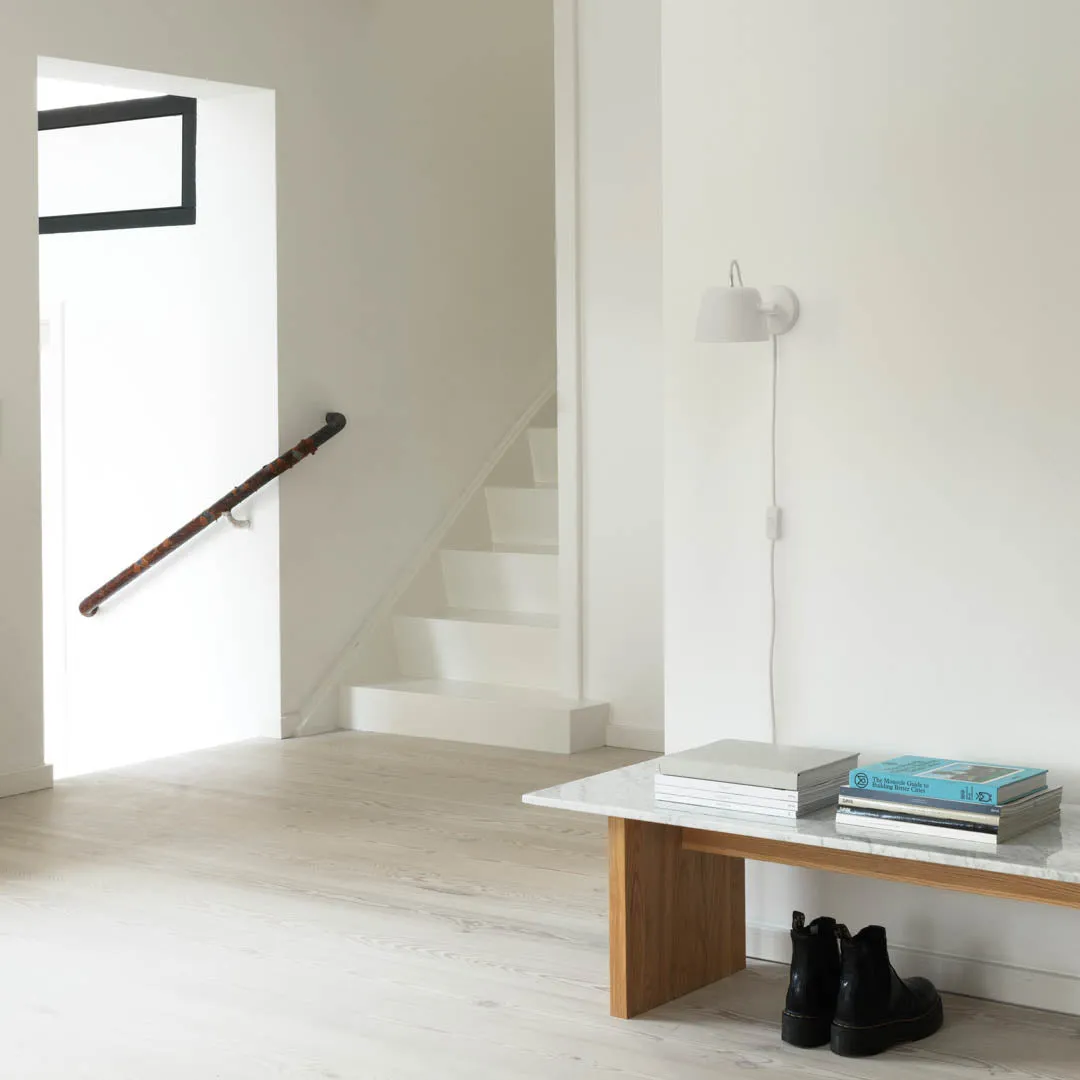 Tub Wall Lamp