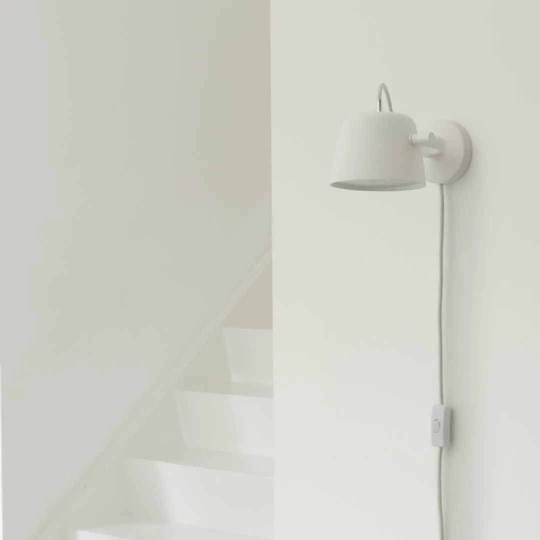 Tub Wall Lamp