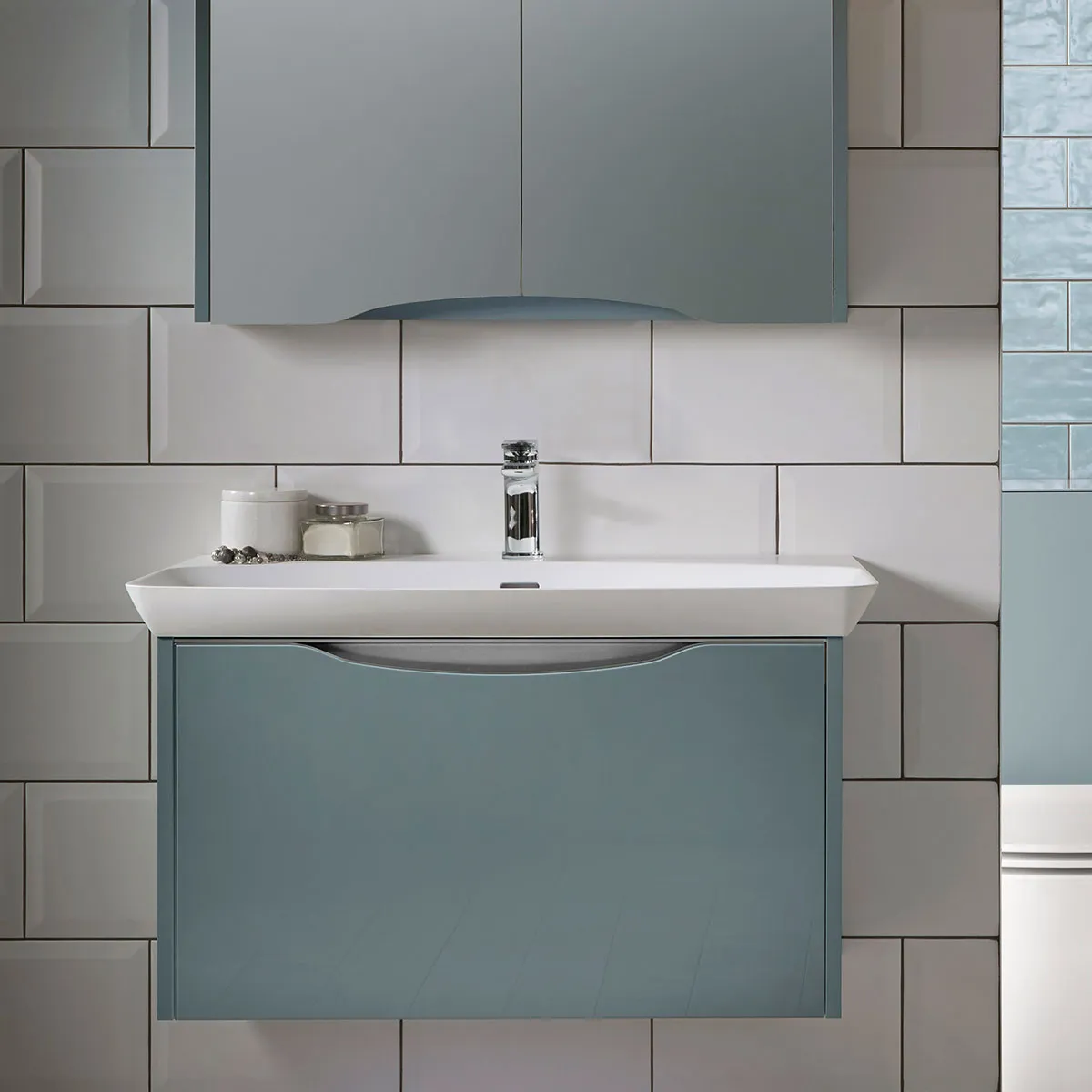 Utopia Lustre 1-Drawer Wall Hung Vanity Unit With Washbasin and LED Illumination - Sea Green