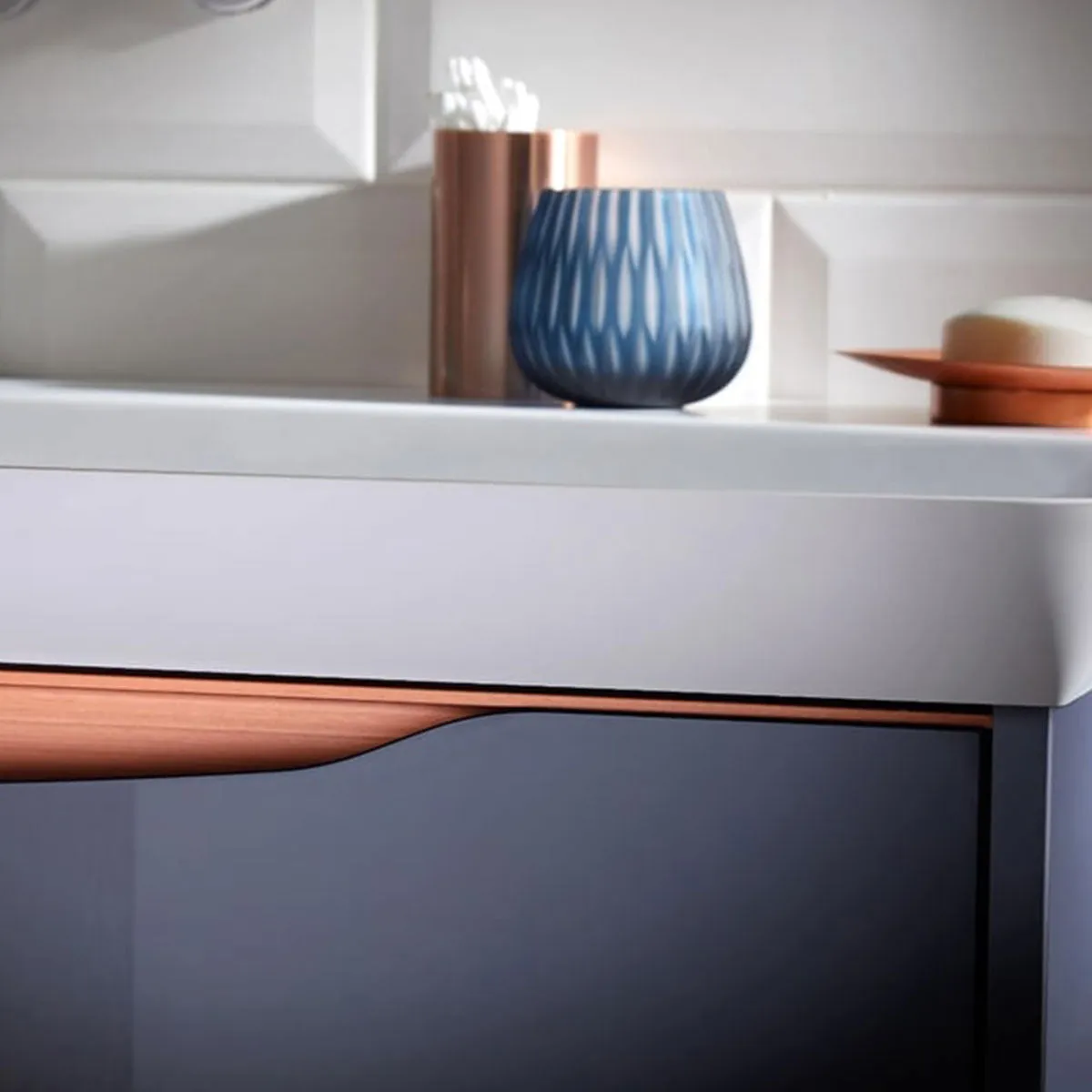 Utopia Lustre 1-Drawer Wall Hung Vanity Unit With Washbasin and LED Illumination - Sea Green