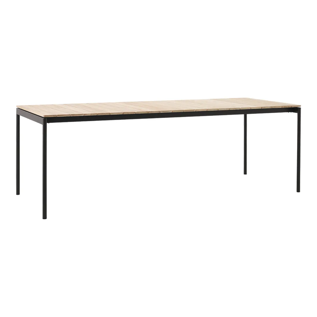 Ville AV25/AV26 Outdoor Dining Table