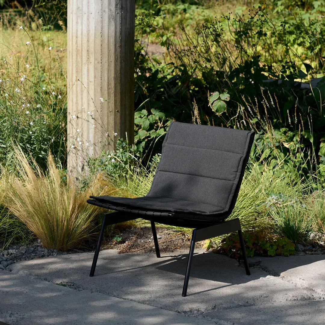 Ville AV44 Outdoor Lounge Chair - Stackable