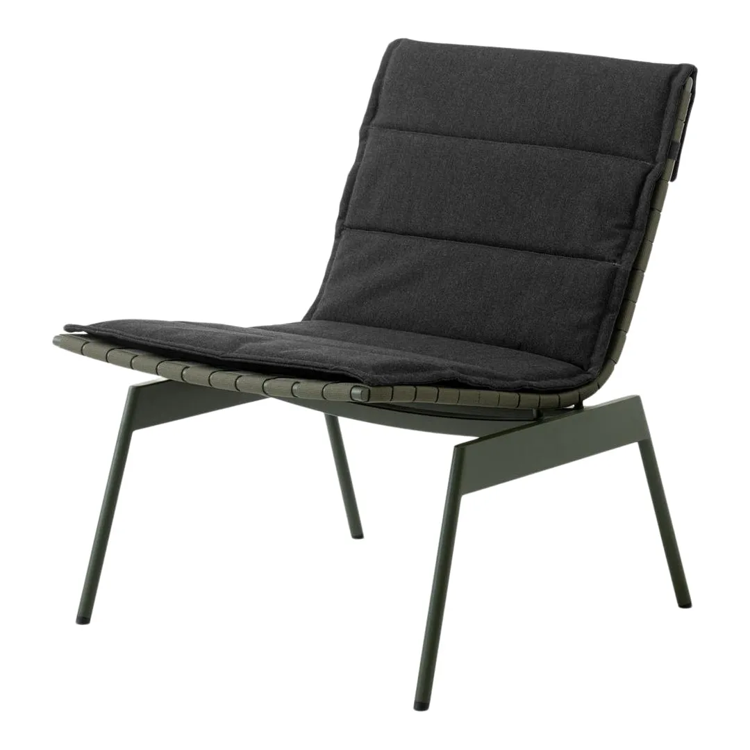 Ville AV44 Outdoor Lounge Chair - Stackable