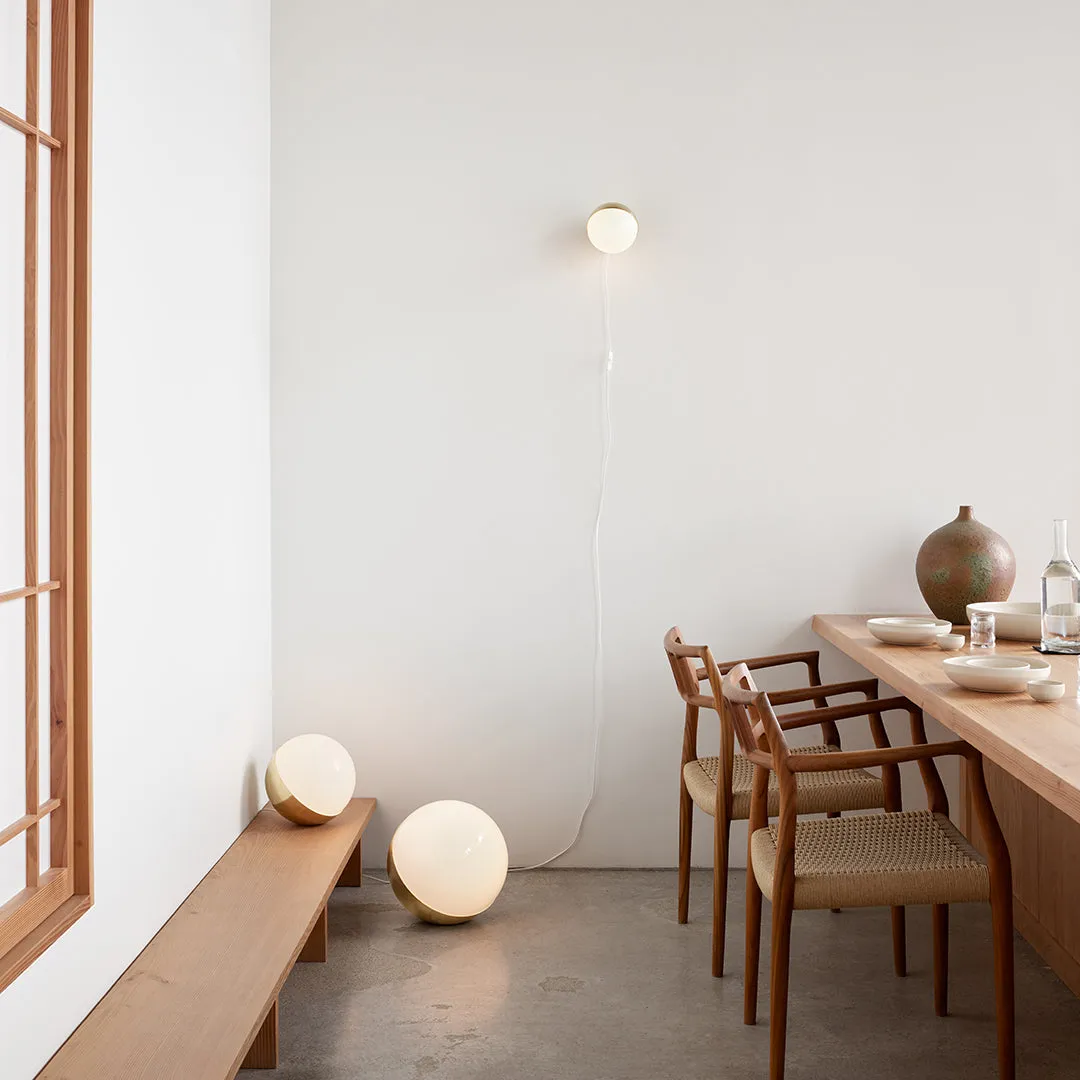 VL Studio Wall Light