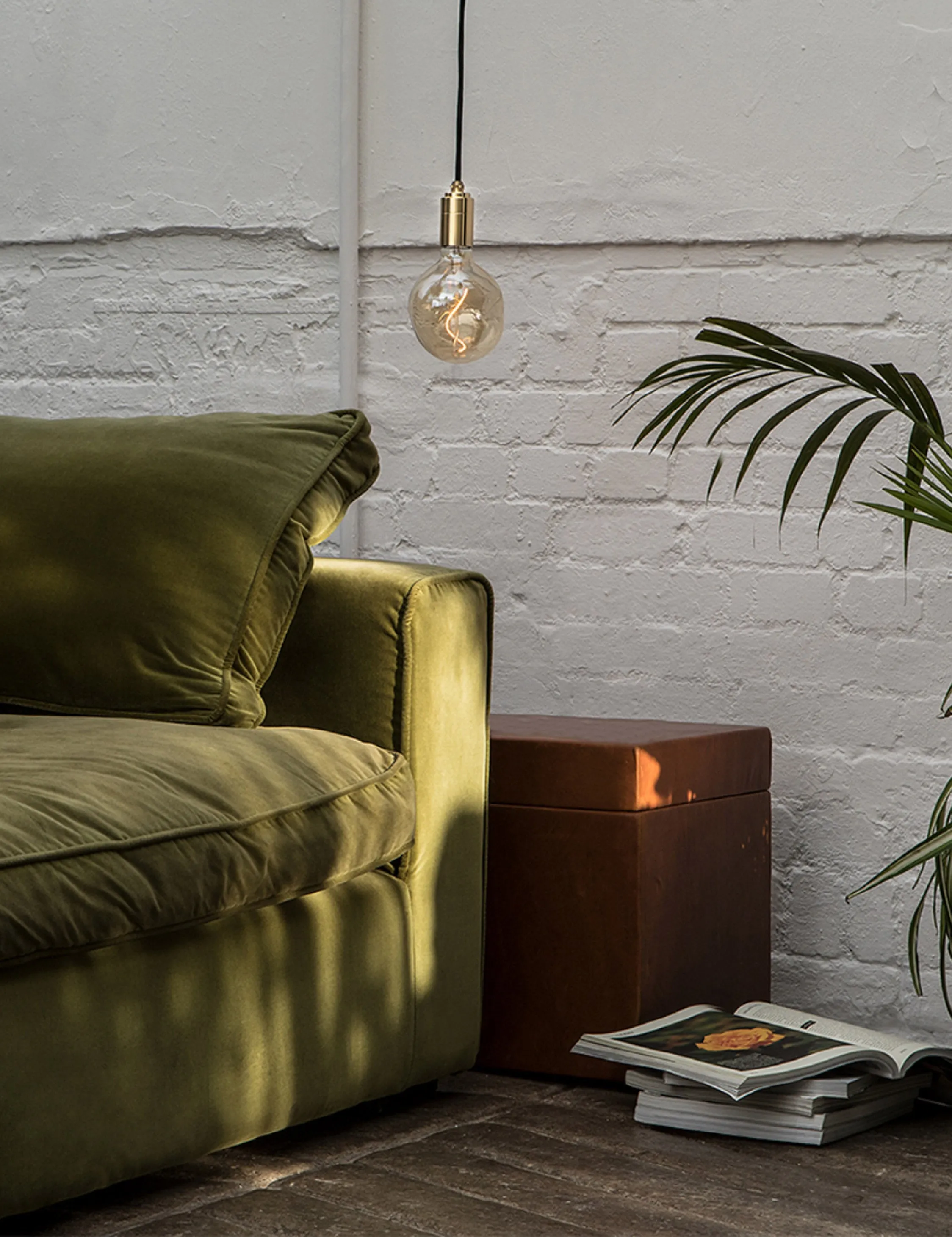 Voronoi I Pendant Light by Tala Lulu and Georgia