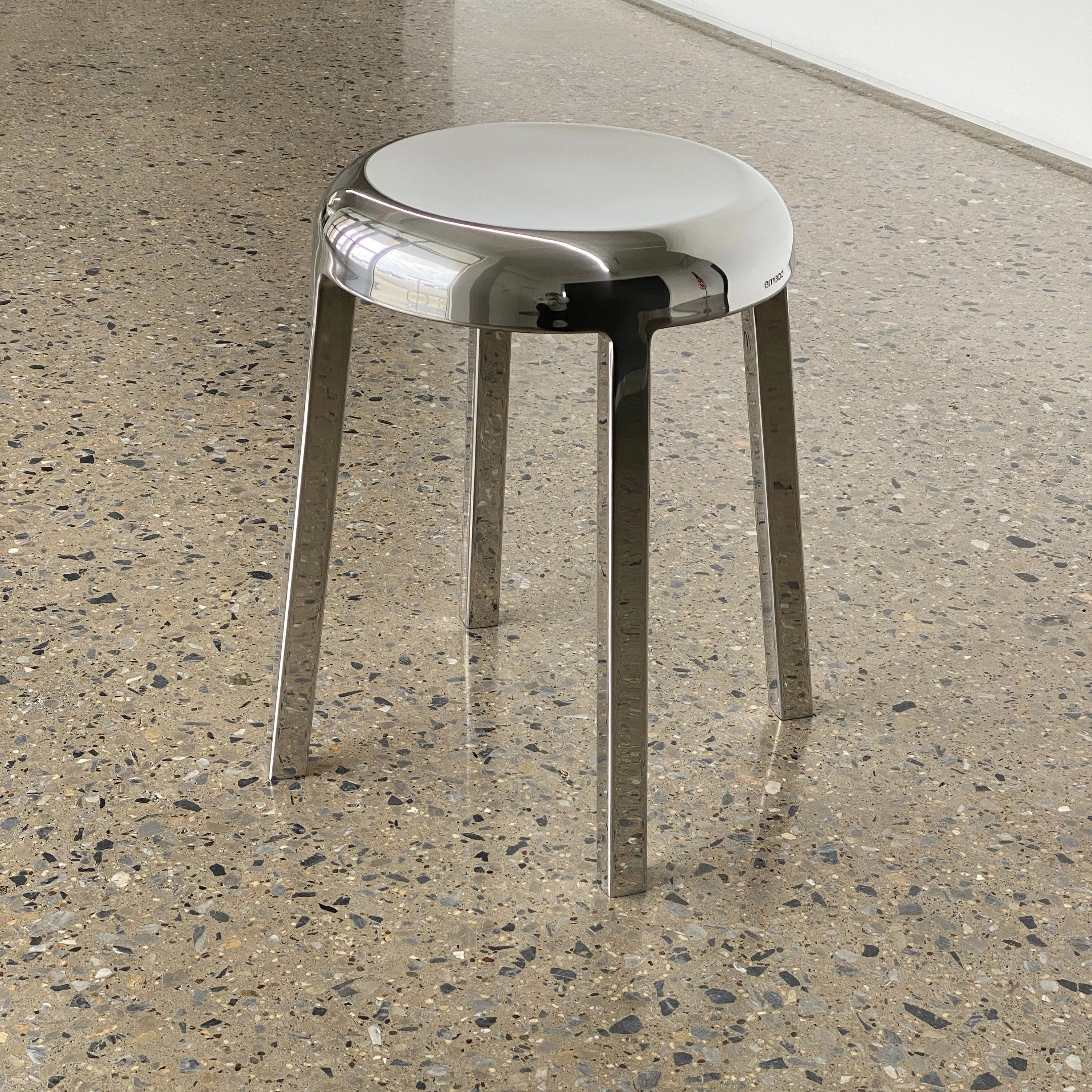 ZA Stool