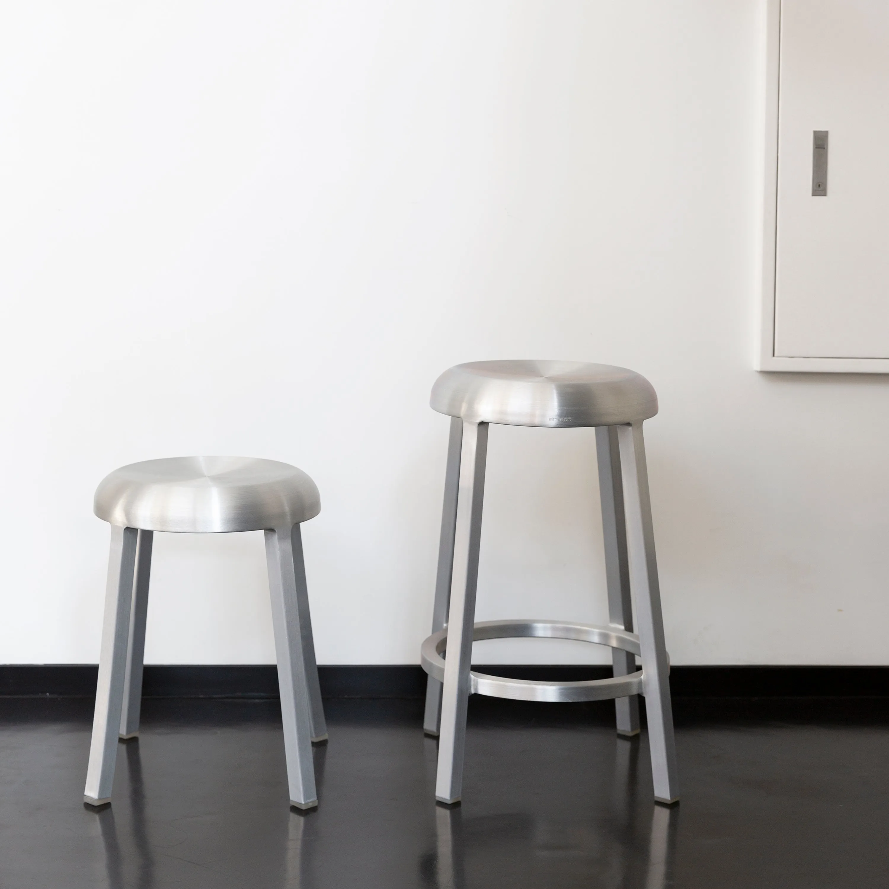 ZA Stool